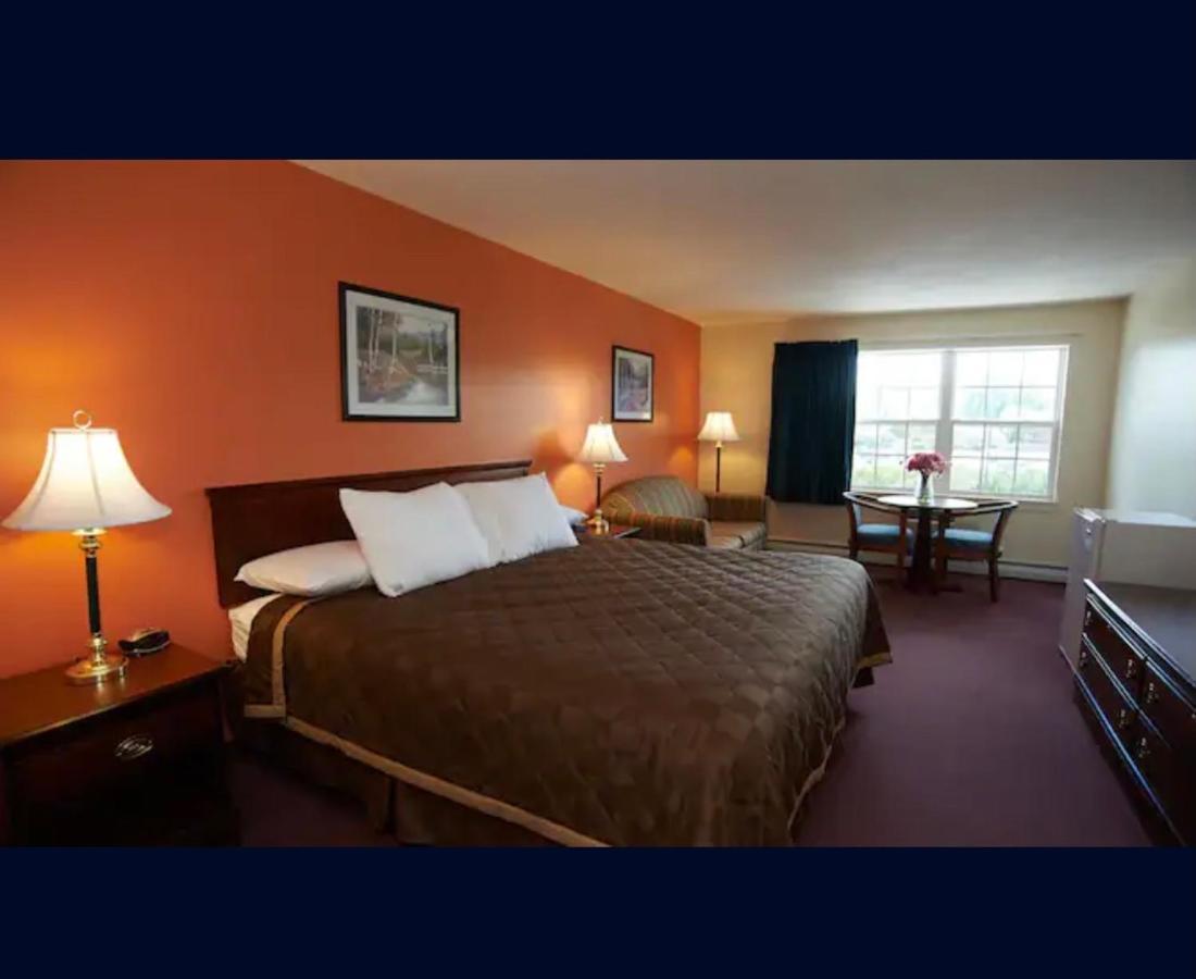 לנצ'סטר Coos Motor Inn מראה חיצוני תמונה